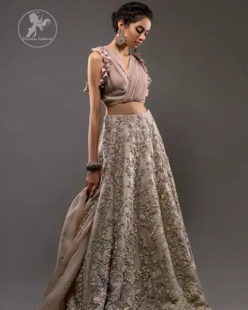 Commemorating the juxtaposition of traditions and modern sensibility with sensuous silhouettes and a subtle pastel palette. Feel glamorous in this