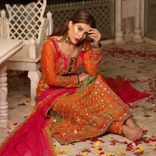 Get bold and beautiful with this uber-stylish ensemble that has flattering cuts, and a colour palette that is bewitching.  This