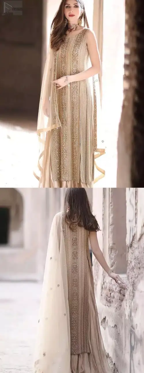 Captured in a traditional silhouette, this bridal wear stands out due to its uniqueness