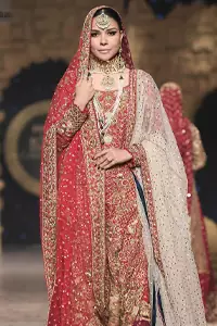 For your wedding ceremony, you ought to enhance your gorgeousness with a Red Long Shirt Dupatta, exclusively designed by Deemas Fashion. Red Long Shirt - Two Tone Farshi Gharara - Reception.