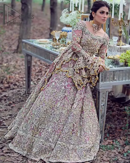 Celebrating the joy of togetherness with the light purple outfit. Grace is symbolized when it gets paired up with a