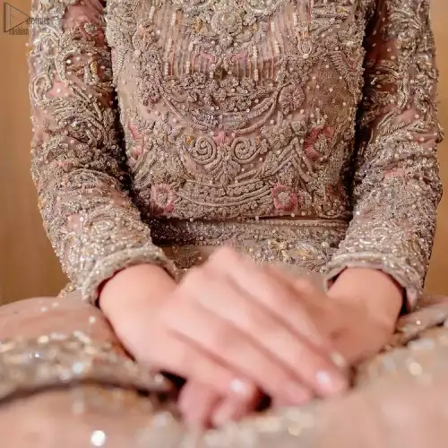 As a symbol of intense beauty and delicacy, our professional designers symbolized rose with the Tea Rose Lehenga Blouse due