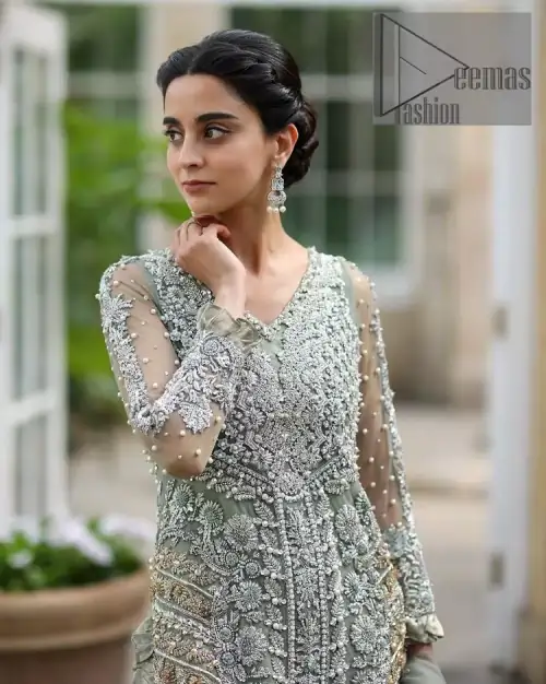 The subtle but powerful action.DeemasFashion presents pastel green outfits just to grant you modern, light and easy-breezy vibes at any