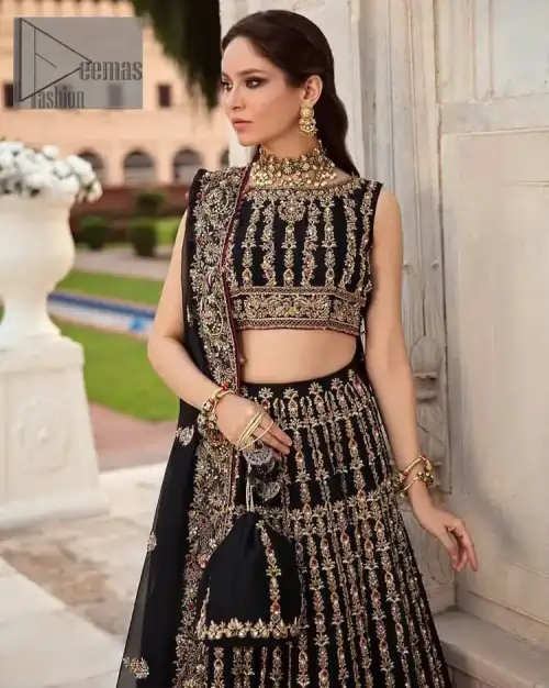 Black is the second way to show romanticness. This black article is attractively rendered with golden embroidery in which details