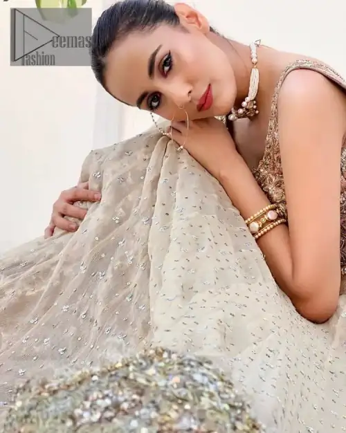 The perfect outfit for walima to enhance your glow. Starting this article with a dream rust blouse having a strap