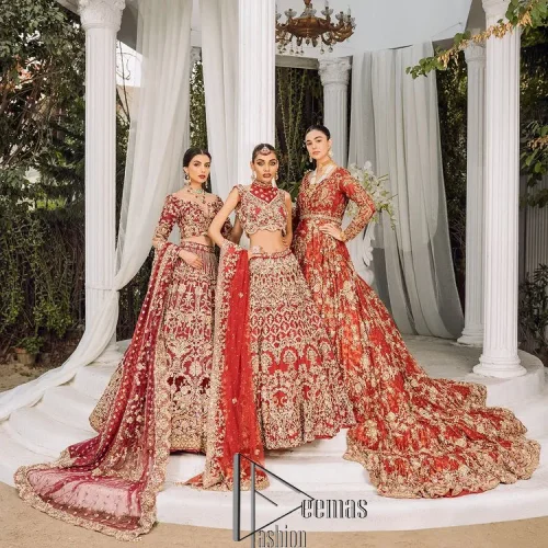 Make your day more lovely by wearing maroon colours. Maroon is just the star among all colours for the bride's