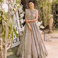 Tea Rose Blouse – Can Can Lehenga – Dupatta - Image 2