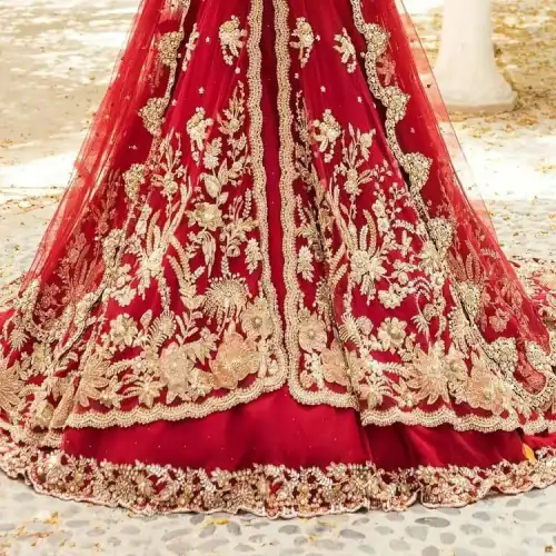 Vibrant outfit to make your reception day more shiny and bright. DeemasFashion presents this maxi in deep red colour, featuring