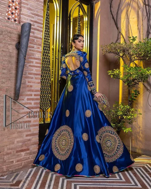 Embodying grace with iridescent glamour. This royal blue party outfit from DeemasFashion will turn heads. It is appealing with multiple