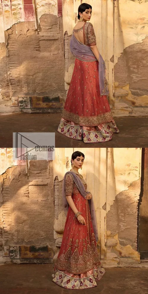 Get dreamy, get cosy and get ready for the party event. DeemasFashion presents coral frot open maxi with boat shape