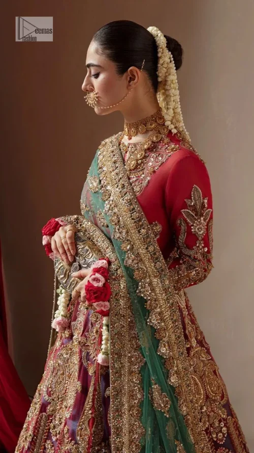 Colours, like features, follow the changes in the event. A magical ethereal multiple-colour maxi is delicately embellished with a shimmering