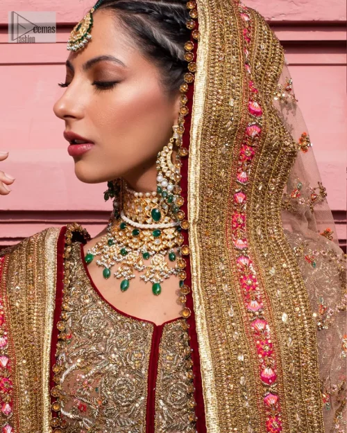 Create a look that’s for you with just one twist of this reception wear. A soft brown short shirt heavily